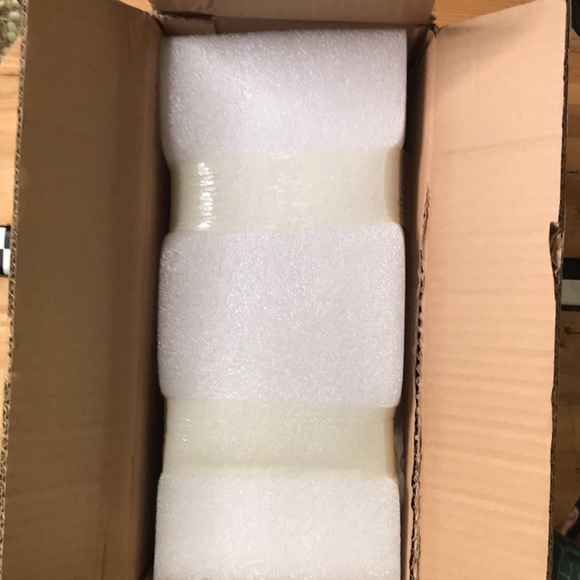 Pottery Barn Spooky Spine-tingling Silver Skeleton Hand Liquor Decanter 💀 - Picture 16 of 16